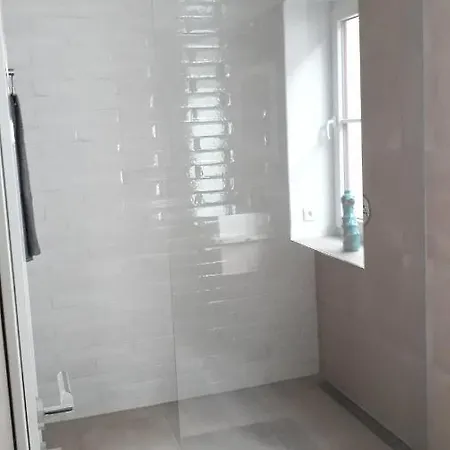 Leeseits Apartament *